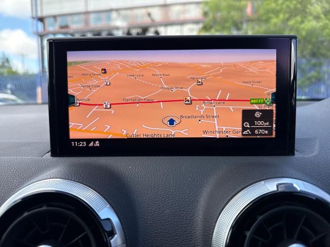 AUDI Q2 Photo 36