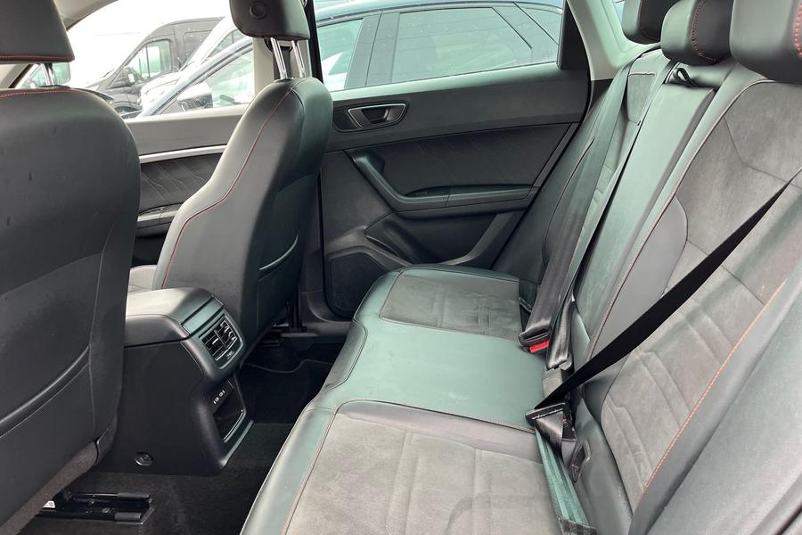 SEAT ATECA Photo autoimg-2b45e75133579bc9596bd4fe00e2157fe790a9b5.jpg