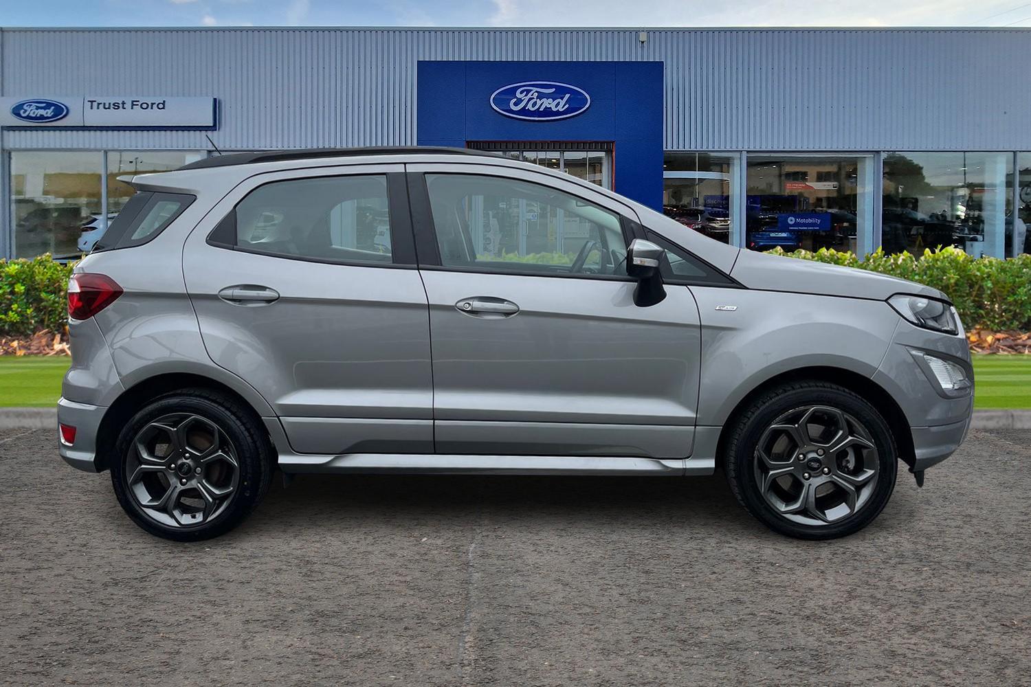 Ford ECOSPORT Photo 2