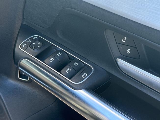 MERCEDES-BENZ Eqa Photo 48