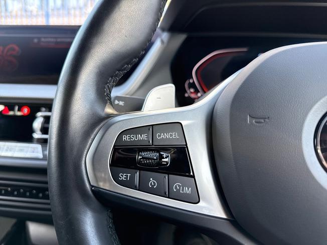 BMW 1 Series Photo 16