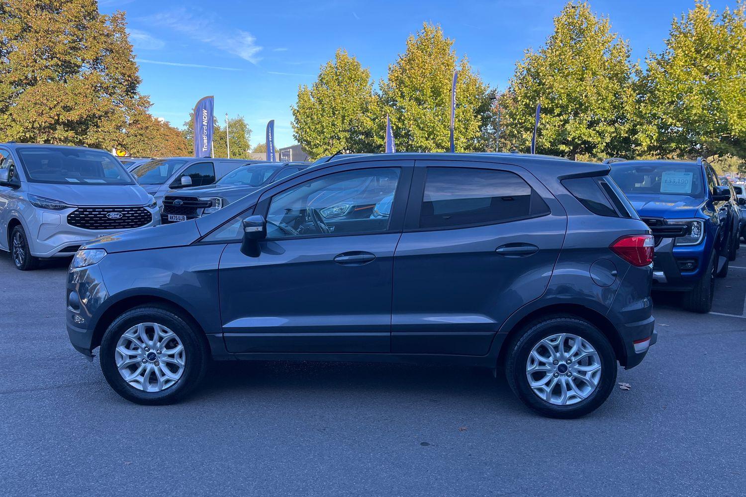 Ford ECOSPORT Photo 31