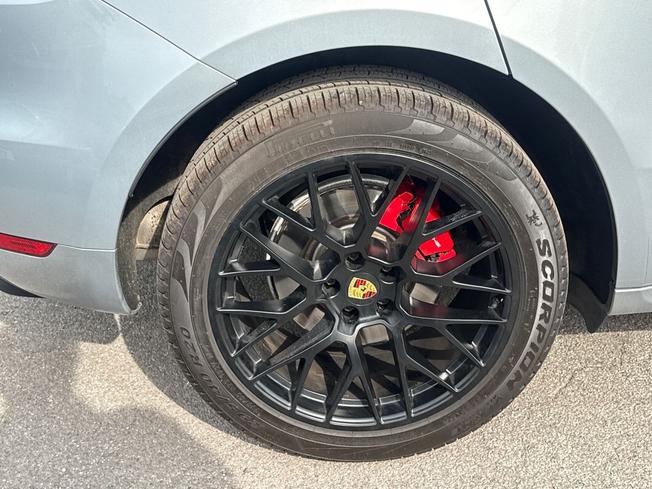 PORSCHE Macan Photo 21