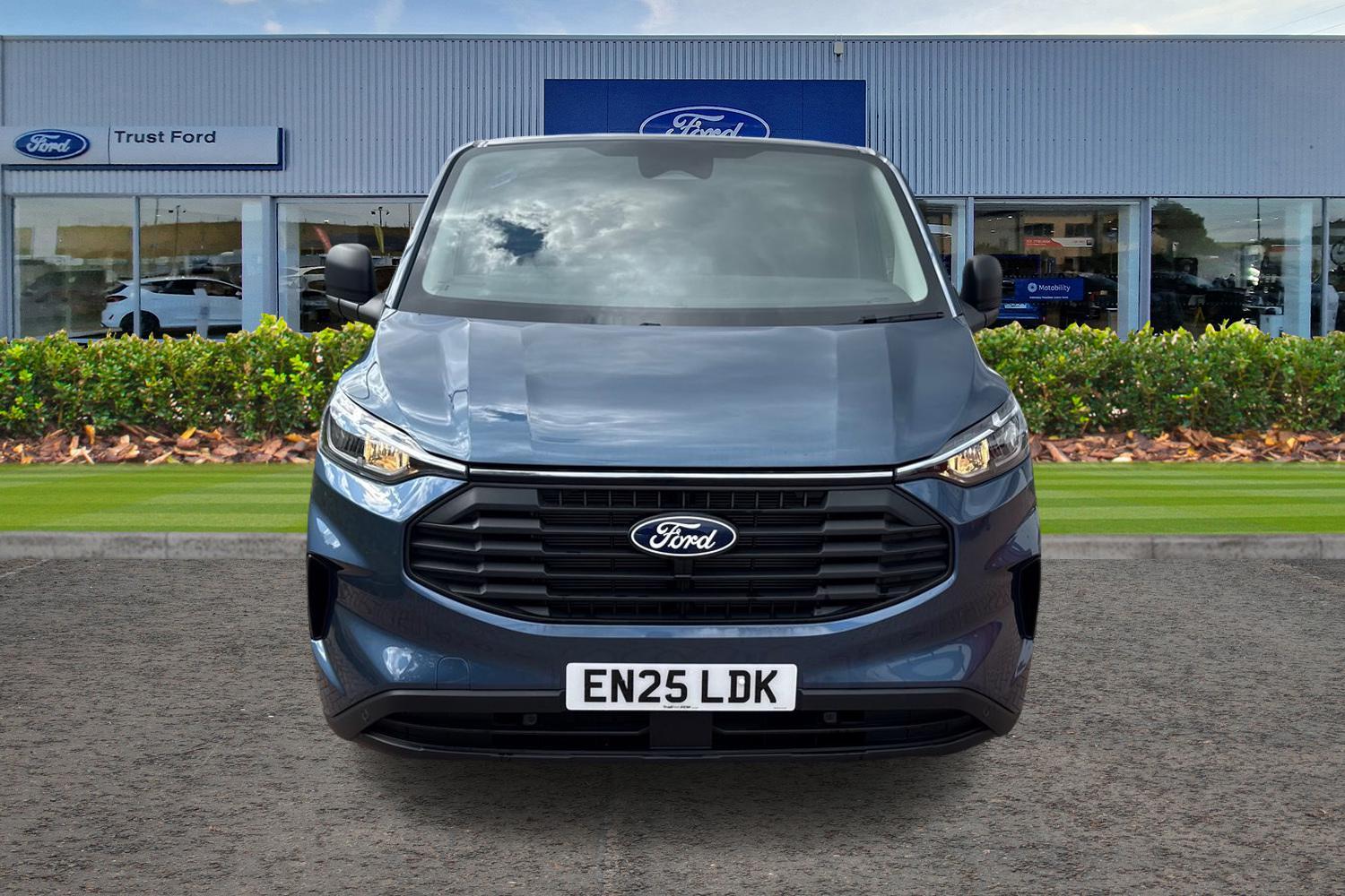 Ford TRANSIT CUSTOM Photo 11