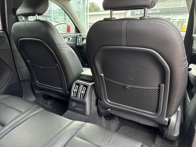 VOLVO Xc40 Photo 40