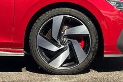 Volkswagen Golf Photo 5
