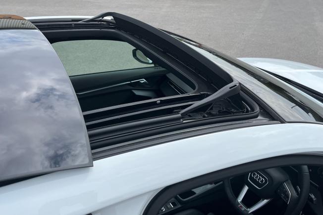 AUDI S3 Photo 57