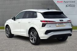 AUDI Q3 Photo 3