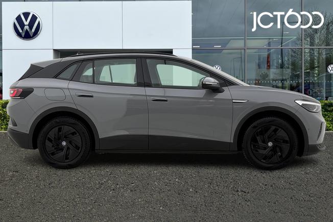 VOLKSWAGEN ID.4 Photo 4