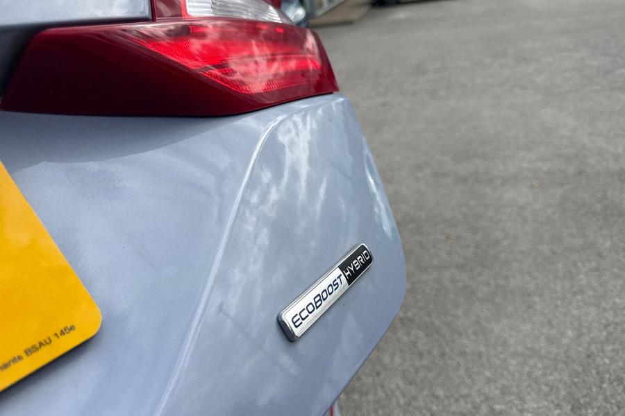 Ford FIESTA Photo autoimg-2b5bb4e7a85993bc5621512e63b9775ff371b2be.jpg