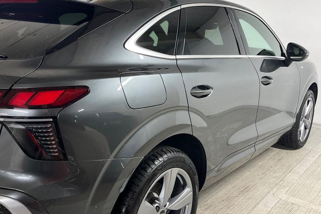 Audi Q3 Photo 37
