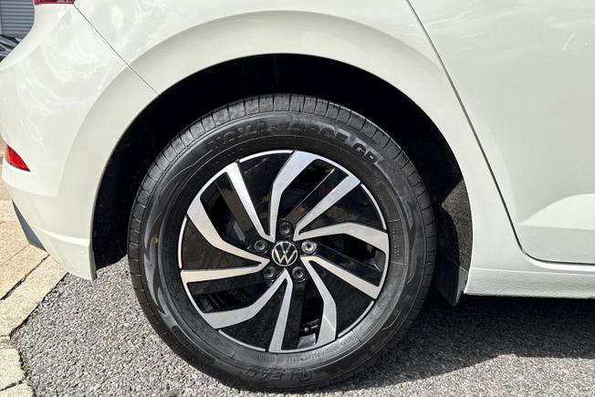 Volkswagen Polo Photo 5