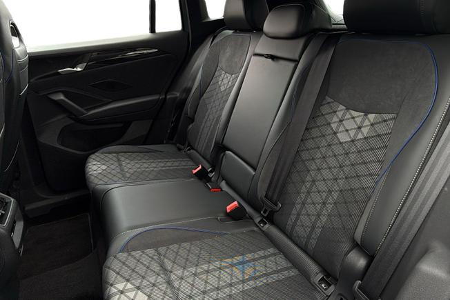 VOLKSWAGEN Tiguan Photo 9