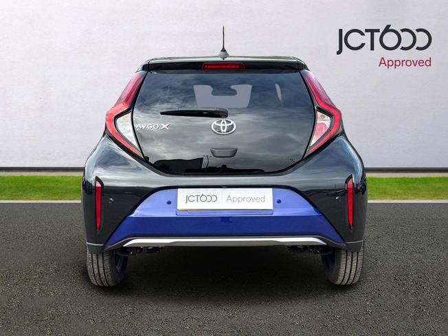 TOYOTA Aygo X Photo 7