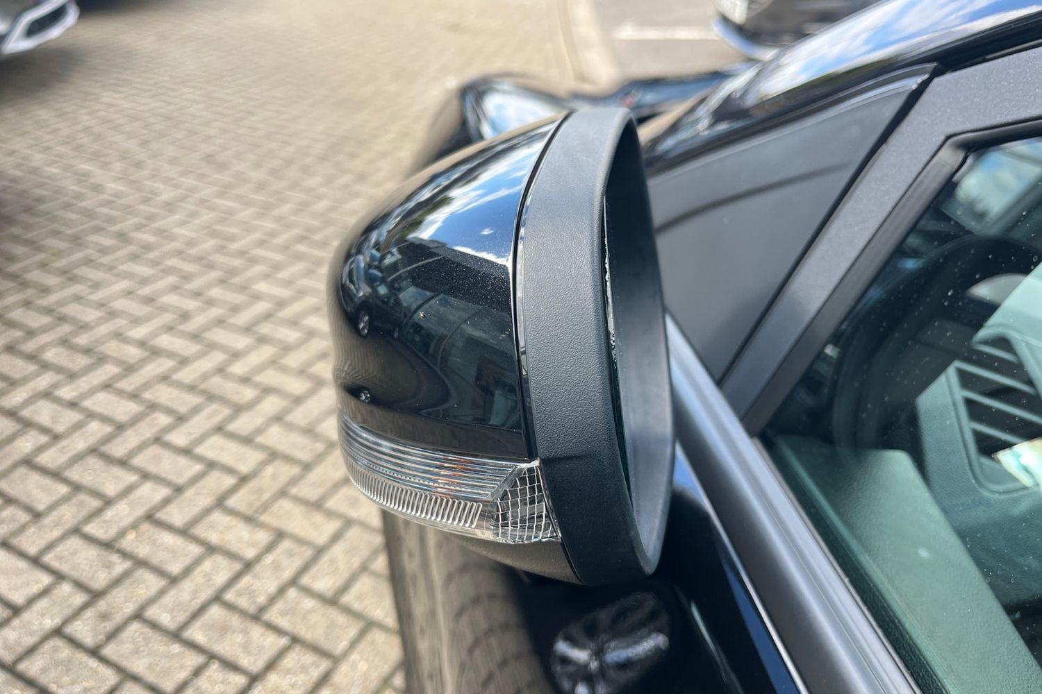 Ford Puma Photo 24
