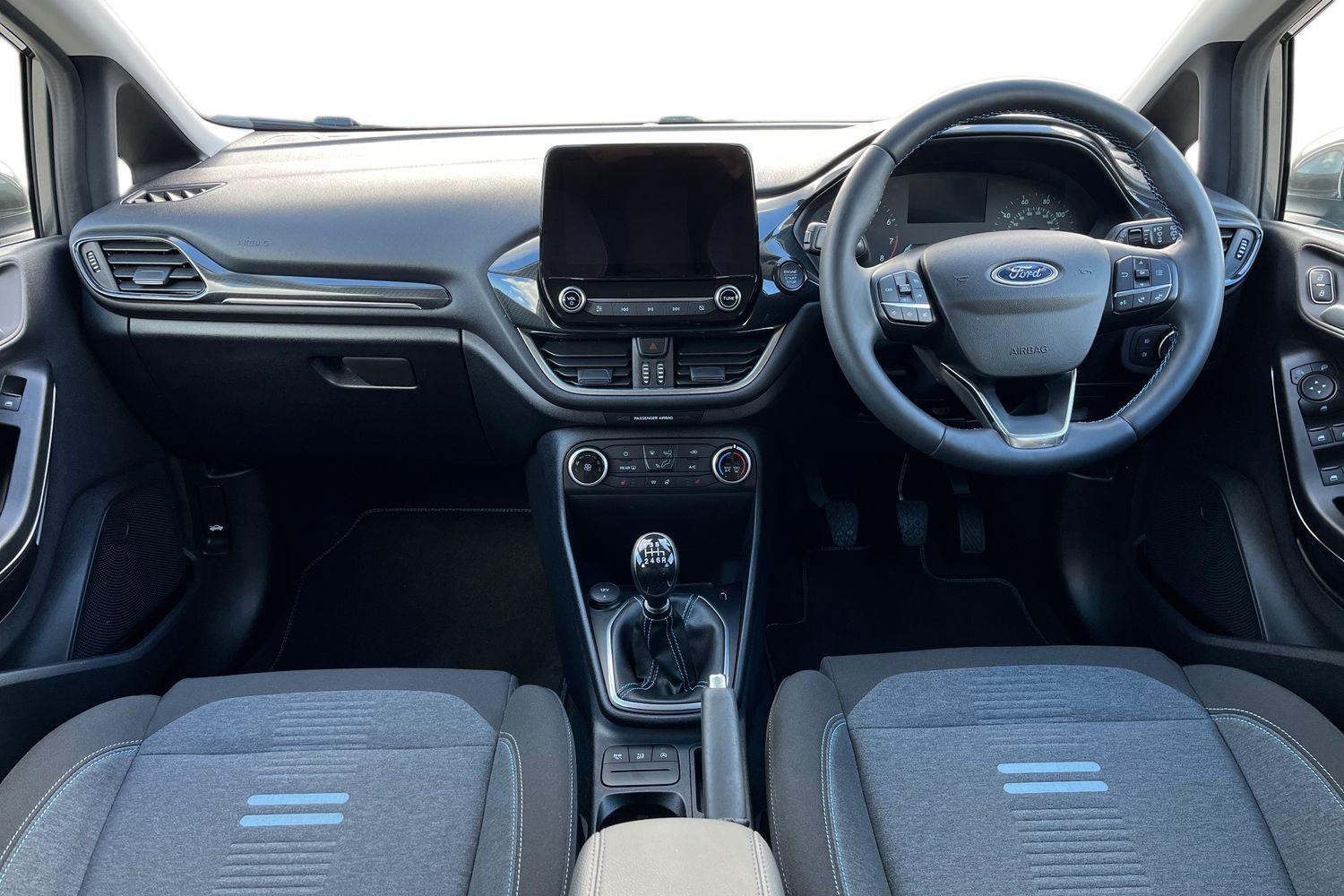 Ford Fiesta Photo 9