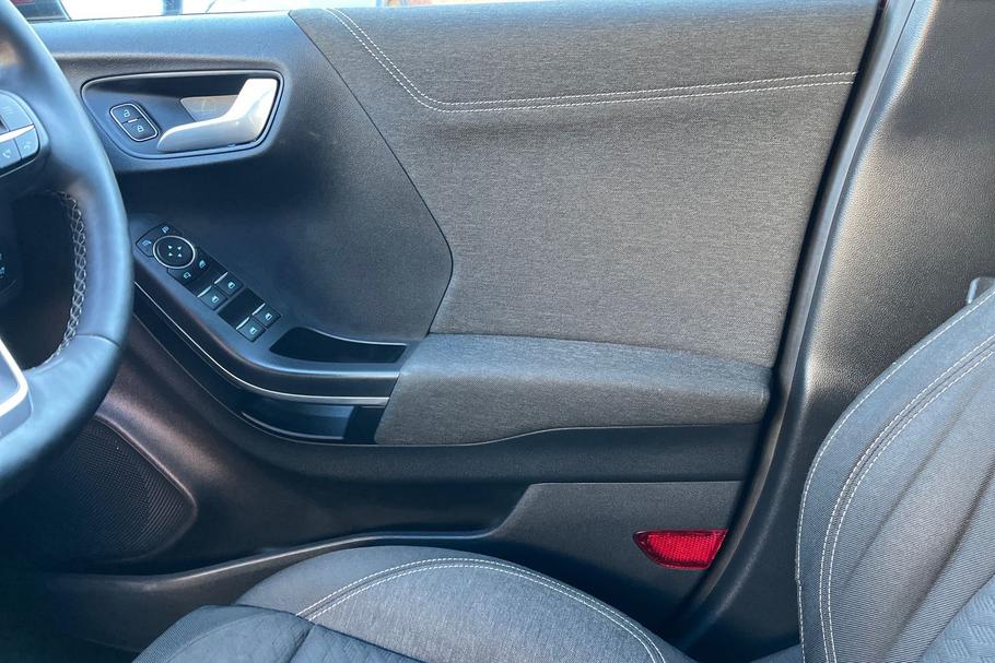 Used Ford PUMA LE69LNM 24