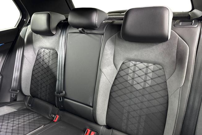 VOLKSWAGEN Golf Photo 9