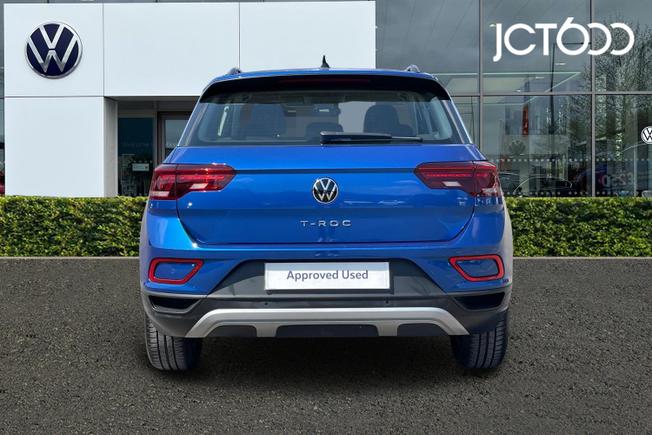 VOLKSWAGEN T-Roc Photo 7