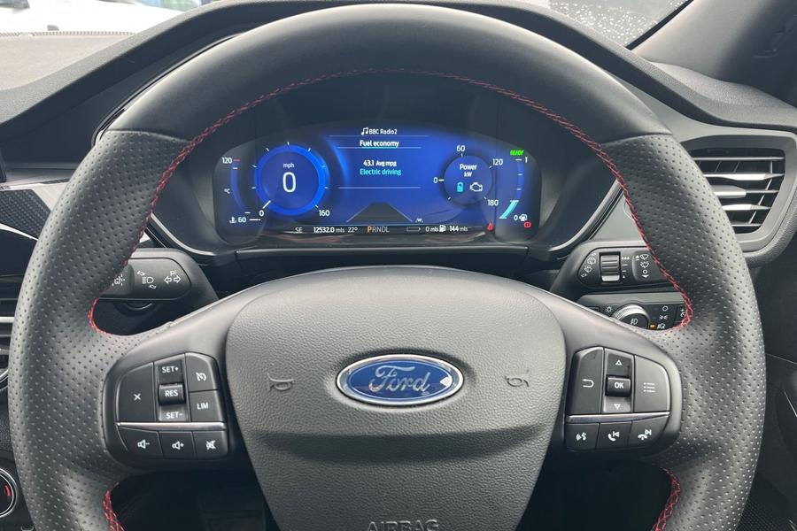 Ford Kuga Photo autoimg-2b73236ae87a897dfb93fcbafb9d37902a424be1.jpg