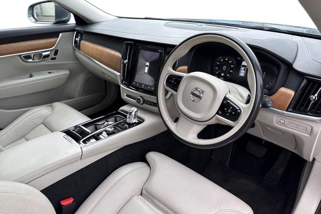 VOLVO V90 Photo 6