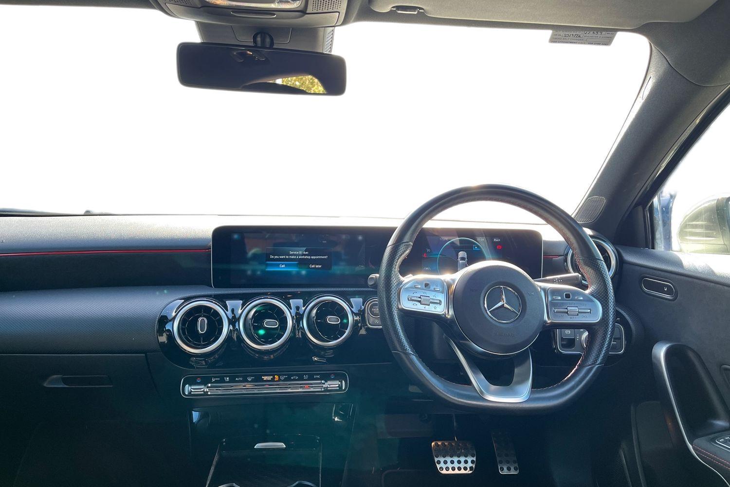 Mercedes-Benz A CLASS Photo 9