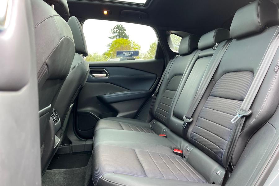 Nissan Qashqai Photo autoimg-2b7f931e0fa39074907a2c5c25d961f852e4b509.jpg
