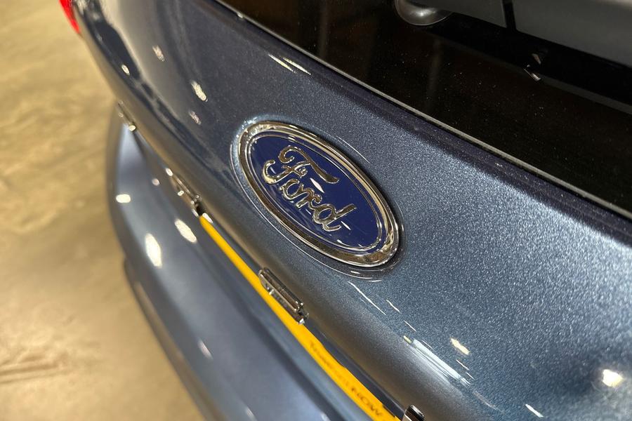 Ford FOCUS Photo autoimg-2b846c72d596d1eb0d921050d15d9c2554bfbd7d.jpg