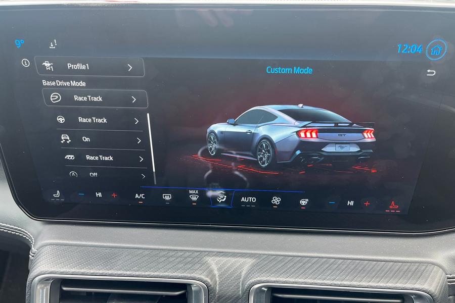 Ford MUSTANG Photo autoimg-2b849835a33c73df31e3ab899348a12c4cfd326f.jpg