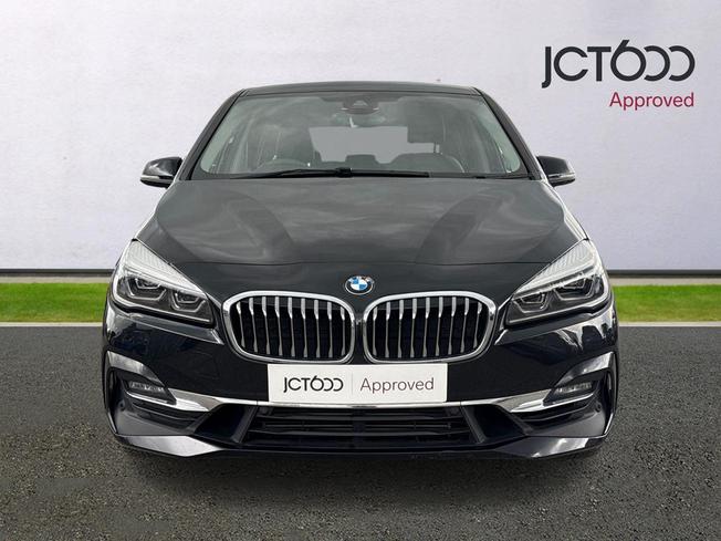 BMW 2 Series Active Tourer Photo 8
