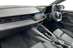 AUDI S3 Photo 2