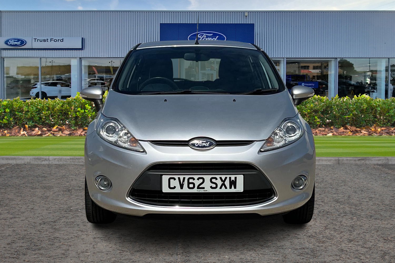 Ford Fiesta Photo 5