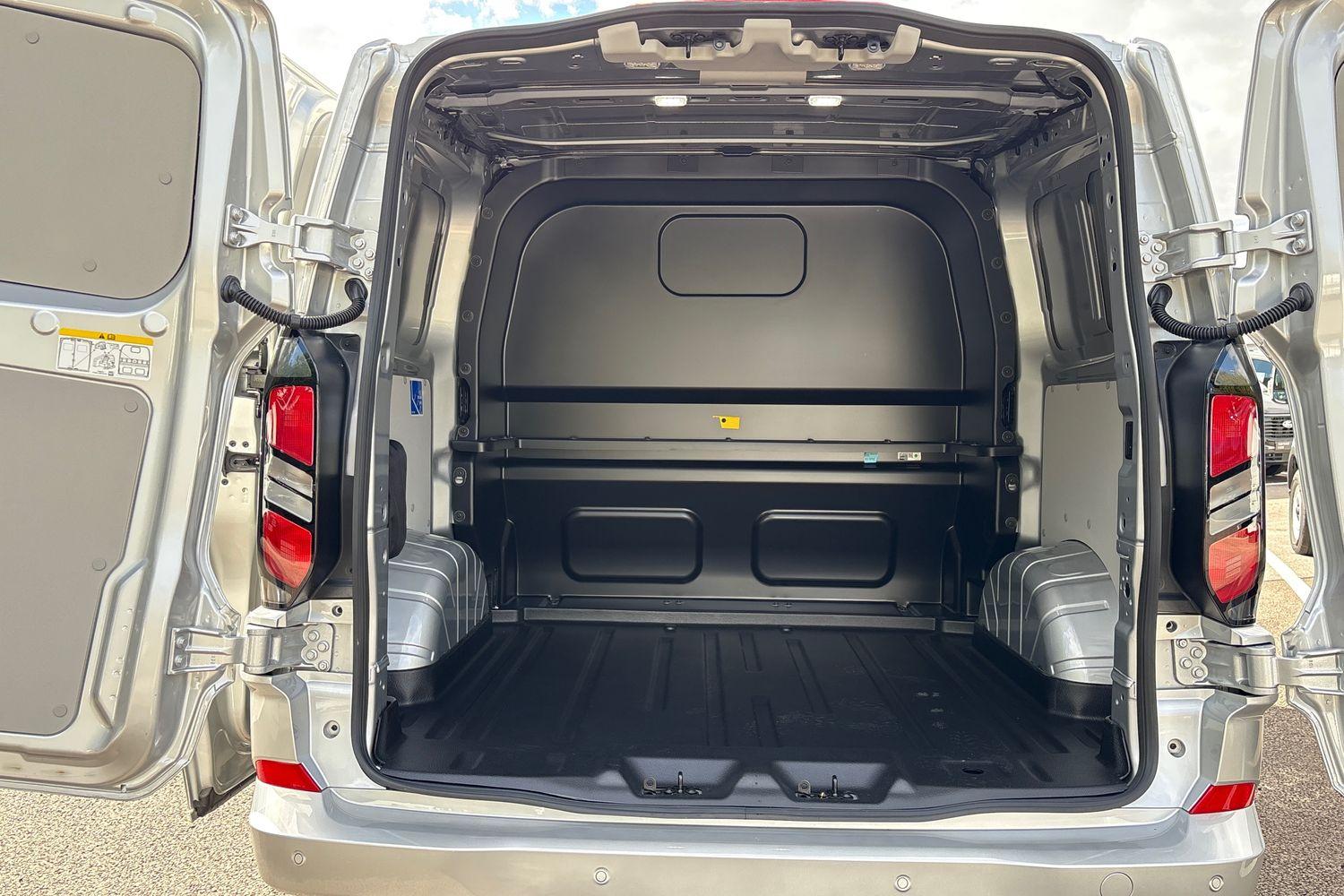 Ford TRANSIT CUSTOM Photo 3