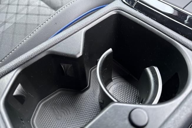 Volkswagen Golf Photo 26