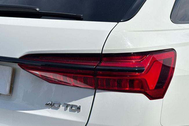 AUDI A6 Avant Photo 18