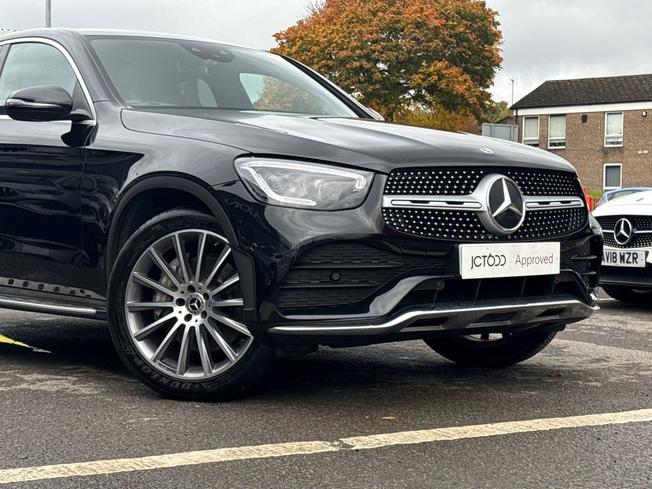 MERCEDES-BENZ GLC Photo 23