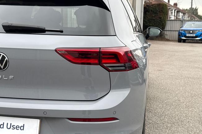 VOLKSWAGEN GOLF Photo 18