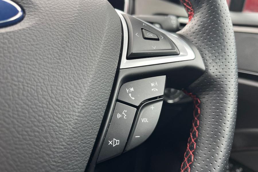 Ford MONDEO Photo autoimg-2b96df33cd4dfd438b7accd09dd5444d9dedd3f5.jpg