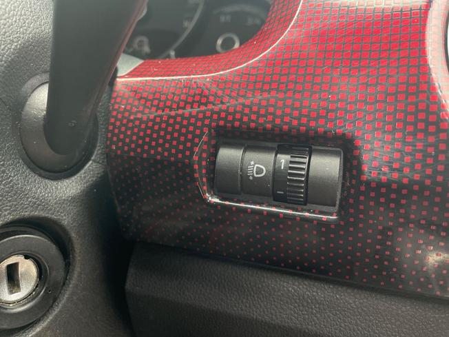 VOLKSWAGEN up! Photo 47