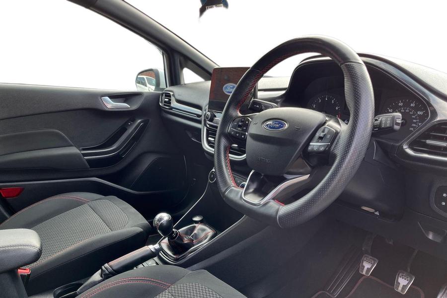 Ford FIESTA Photo autoimg-2b995470444f567cd862990a41ffe7ed35821a64.jpg