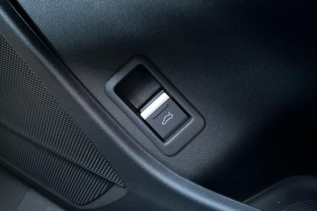 Audi Q4 Photo 45