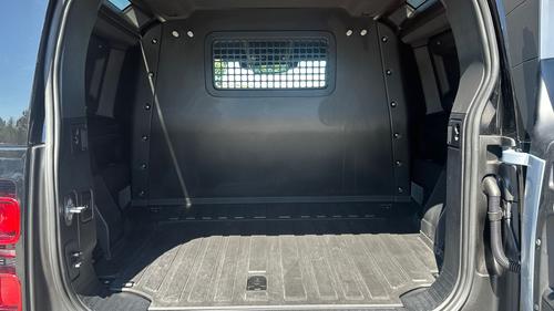 Land Rover Defender Photo autoimg-2ba8be79aeee2001599dfa6a29074381039a80d7.jpg