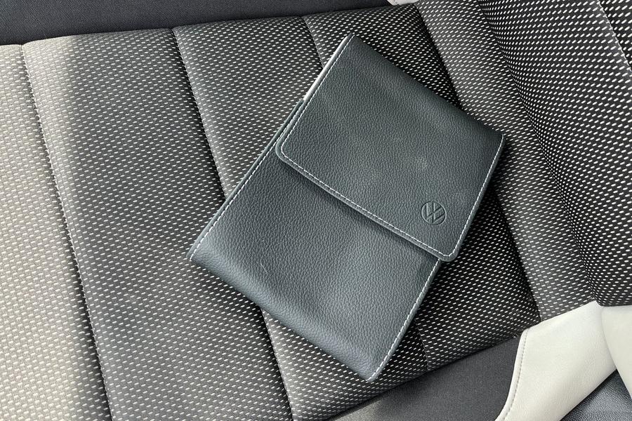 Volkswagen T-Roc Photo autoimg-2ba9a543f61cc033db2ff47d992e46bb469945e0.jpg