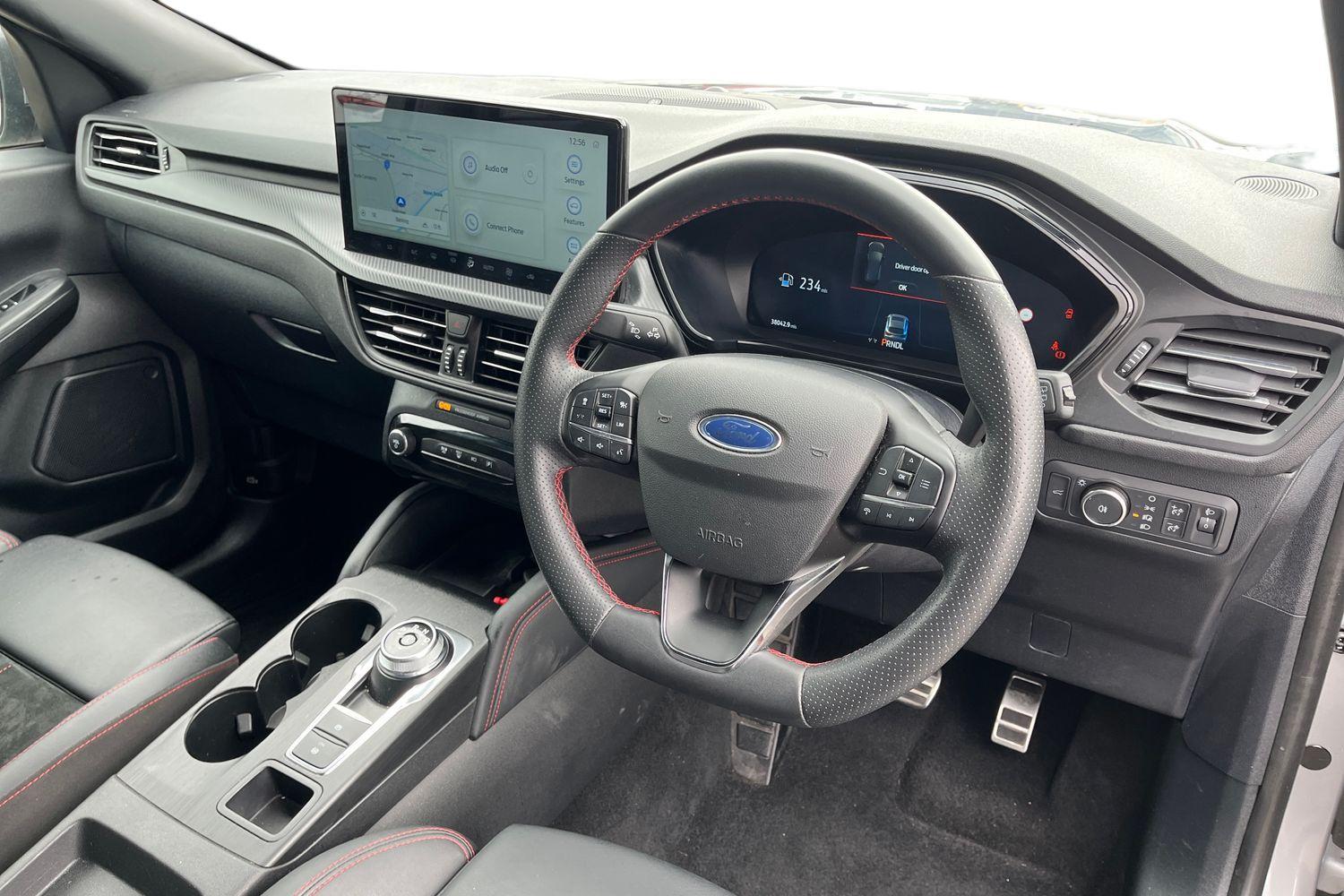 Ford KUGA Photo 8
