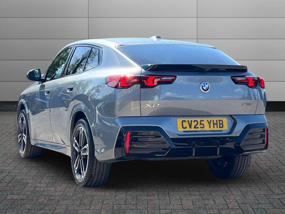 BMW X2 Photo 1