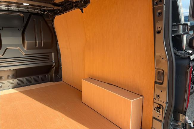 VOLKSWAGEN Transporter Photo 23