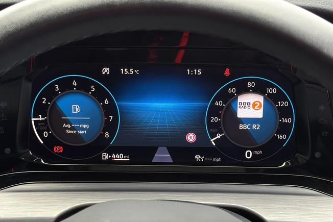 VOLKSWAGEN Golf Photo 15