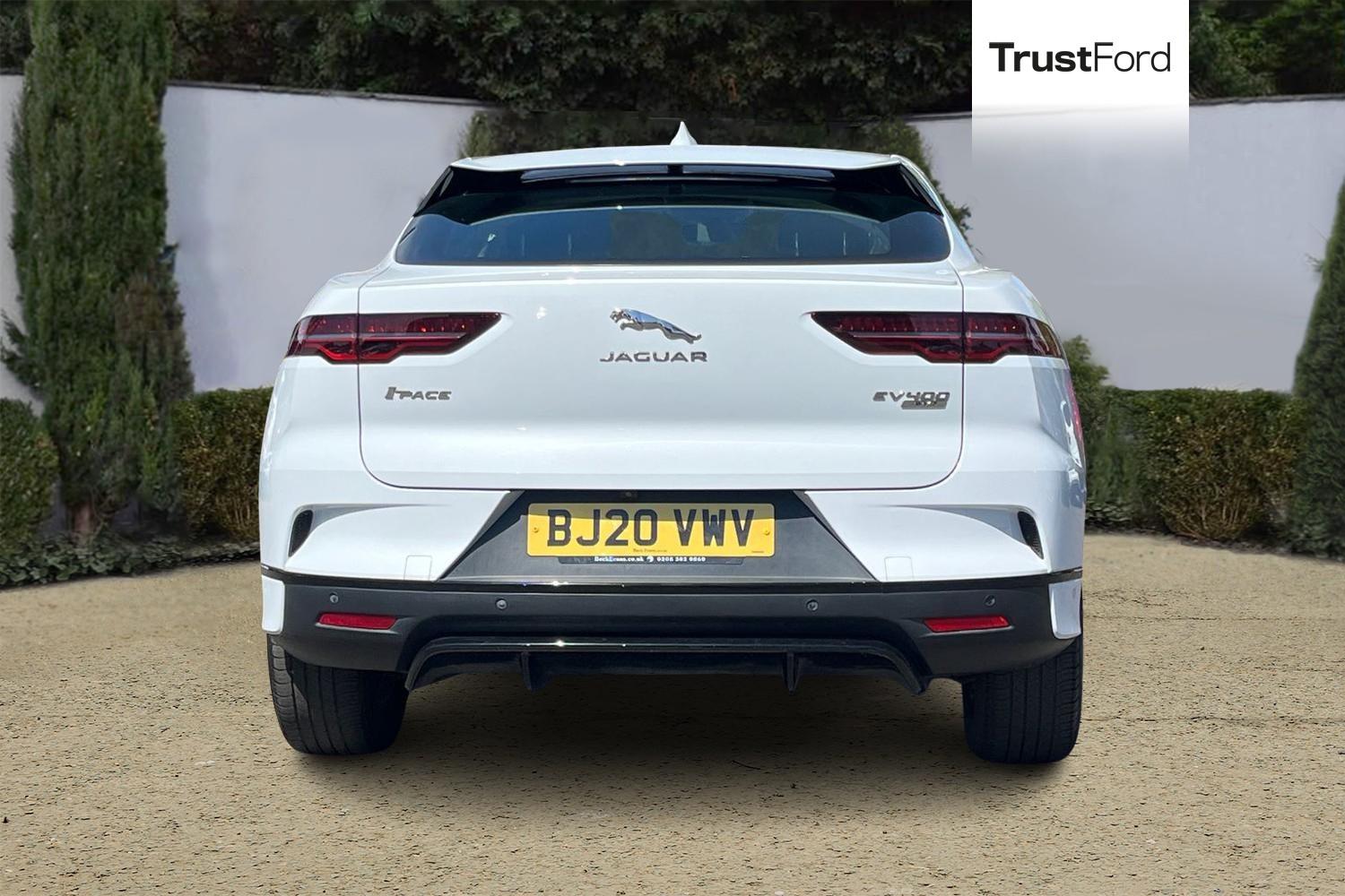 Jaguar I-PACE Photo 6
