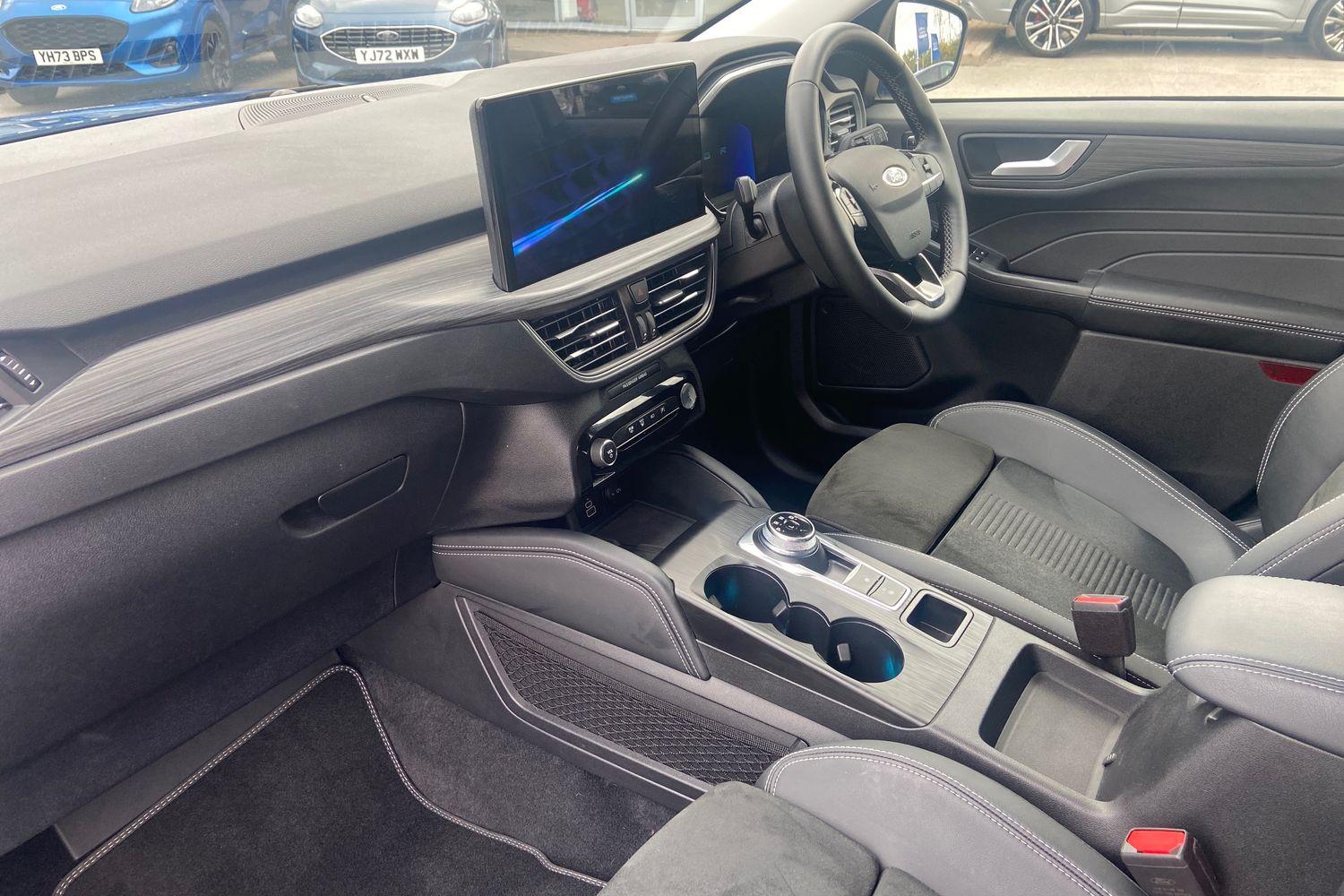 Ford KUGA Photo 17