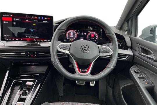 Volkswagen Golf Photo autoimg-2bca57ae652afb870741797ae07049bda7bb8477.jpg